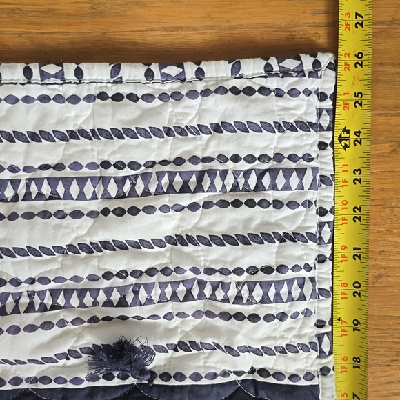 SONOMA BRAND STANDARD SIZE BLUE AND WHITE QUILTED PILLOW SHAMS BUNDLE OF 2 - Picture 10 of 12